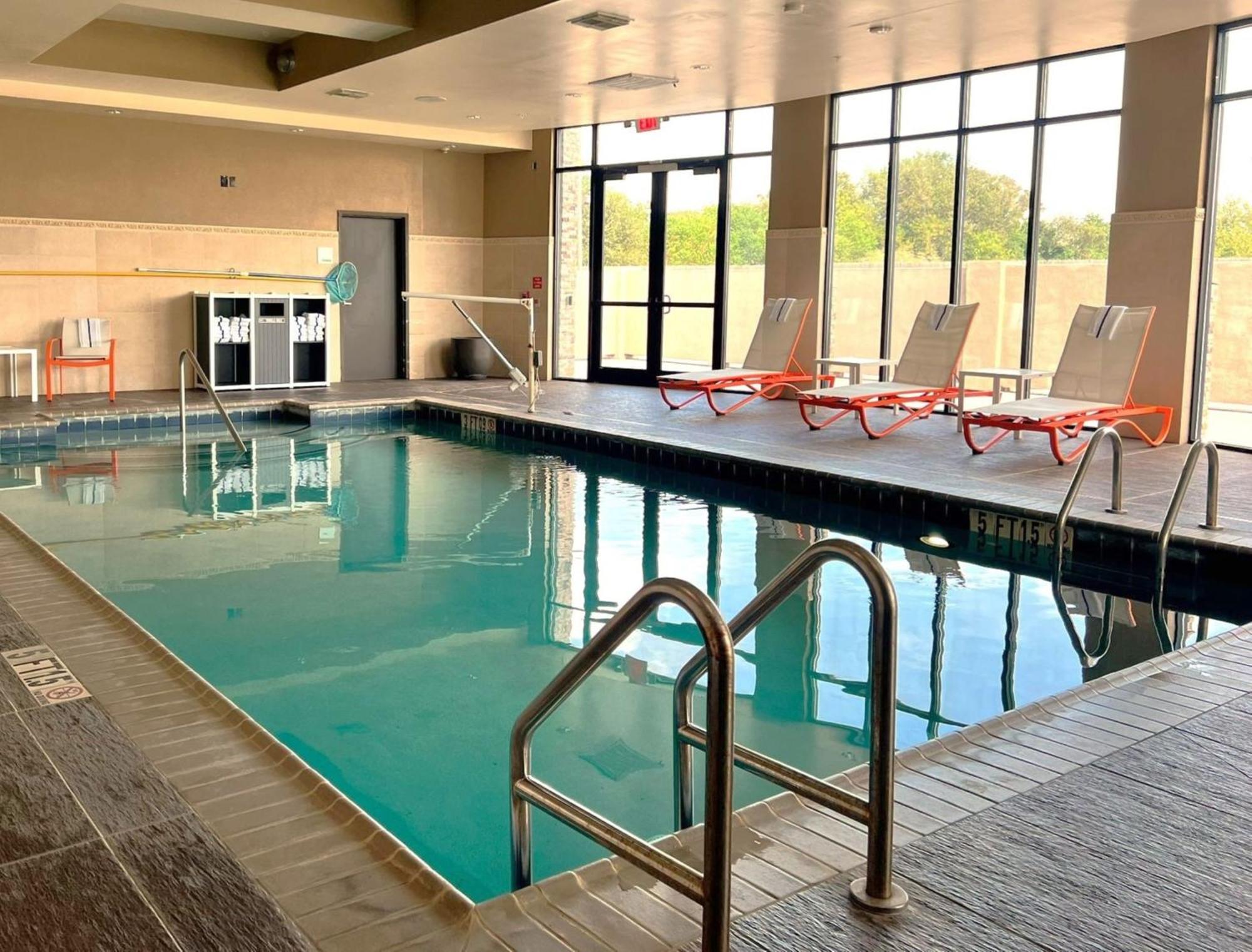 Holiday Inn Houston East-Channelview By Ihg Exterior photo
